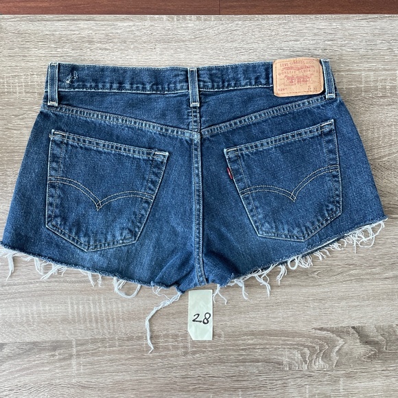 Vintage Levi's 529 medium rise denim cutoff shorts - Picture 8 of 12